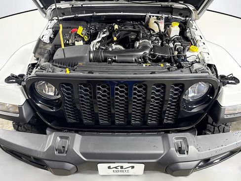 Used 2022 Jeep Gladiator Sport AWD/4WD image 37