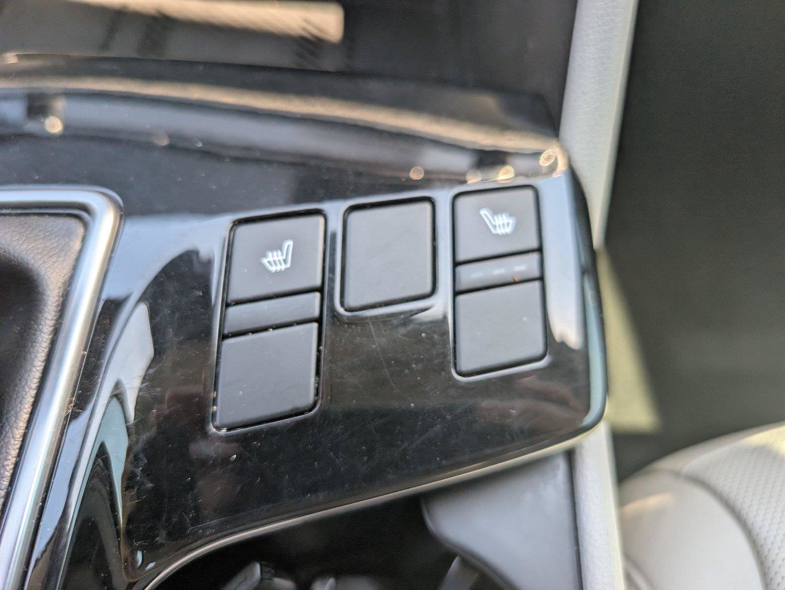 Used 2023 Kia Sportage EX FWD image 20