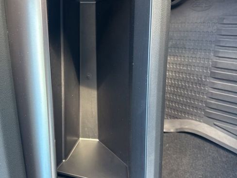 Certified 2022 Subaru Impreza 2.0i Limited image 13