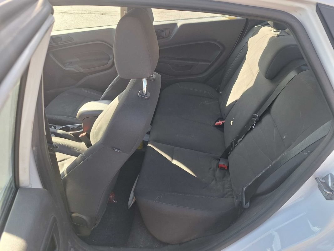 Used 2017 Ford Fiesta SE FWD image 12