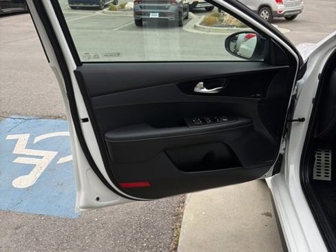 Certified 2024 Kia Forte GT-Line w/ GT-Line Premium Package image 10