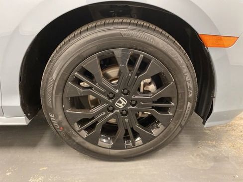 Used 2025 Honda Odyssey Sport-L image 32