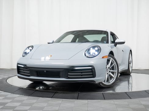 Certified 2024 Porsche 911 Carrera RWD image 36