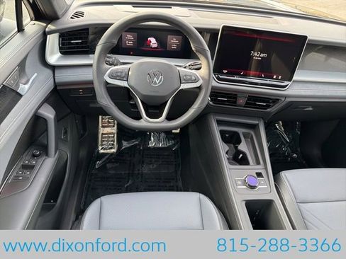 New 2026 Volkswagen Tiguan SE R-Line image 21