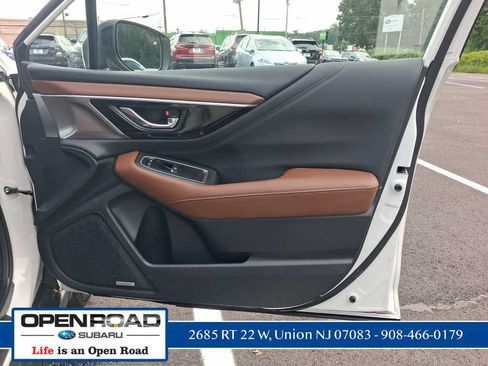 Used 2023 Subaru Outback Touring AWD/4WD image 14