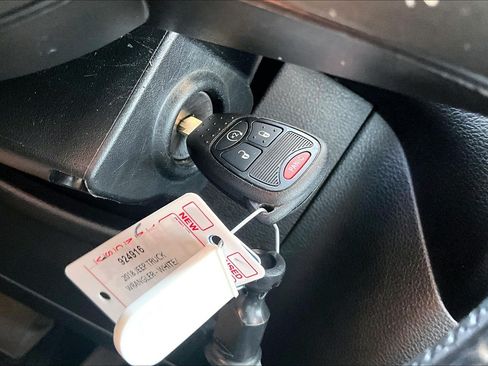 Used 2018 Jeep Wrangler Unlimited Sport AWD/4WD image 12
