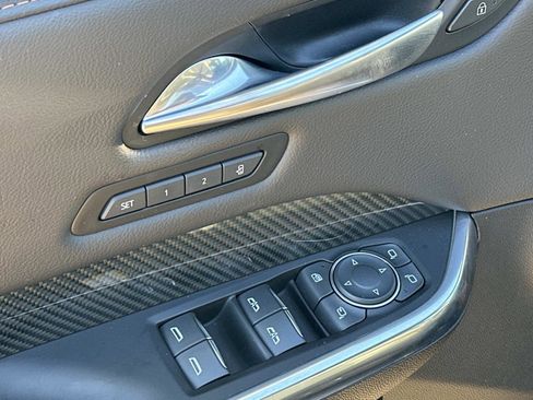 Certified 2023 Cadillac XT4 Sport w/ Technology Package image 17