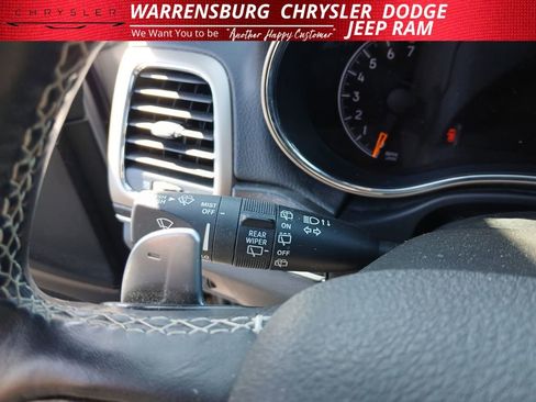 Used 2017 Jeep Grand Cherokee Limited w/ Luxury Group II AWD/4WD image 18