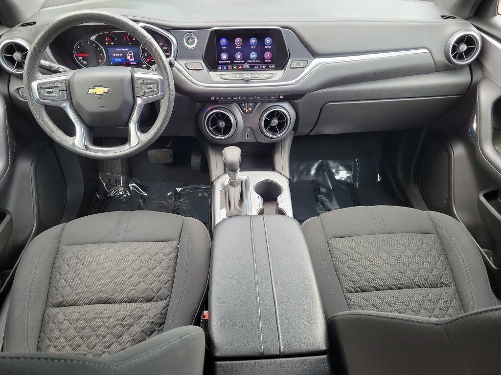 Used 2021 Chevrolet Blazer LT w/ LPO, Black Accent Package FWD image 15