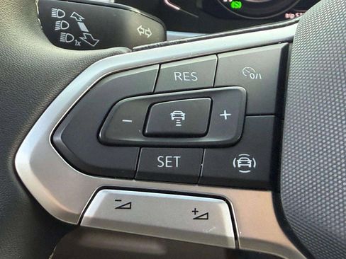 Used 2022 Volkswagen Atlas SE image 47