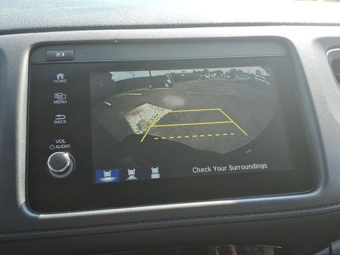 Used 2021 Honda HR-V EX image 32