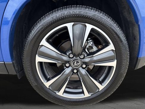 Certified 2025 Lexus UX 300h FWD image 24