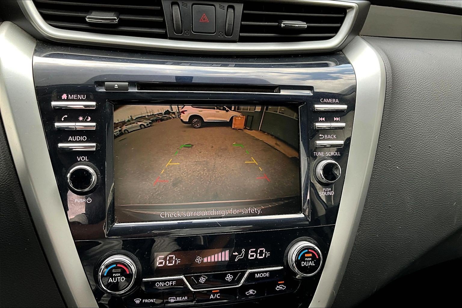 Used 2019 Nissan Murano S FWD image 12