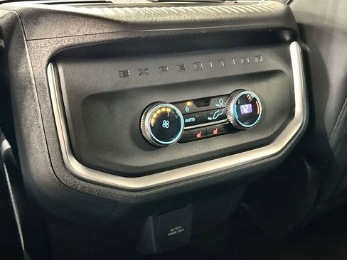 New 2026 Ford Expedition Platinum w/ Driver's Package AWD/4WD image 29