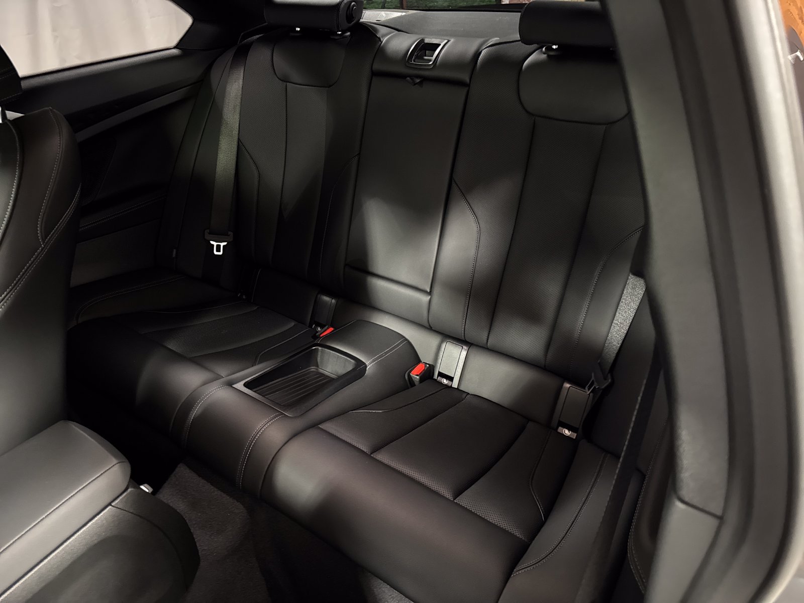 Used 2025 BMW M240i xDrive Coupe w/ Premium Package AWD/4WD image 5