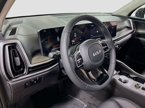 New 2025 Kia Sorento EX image 9