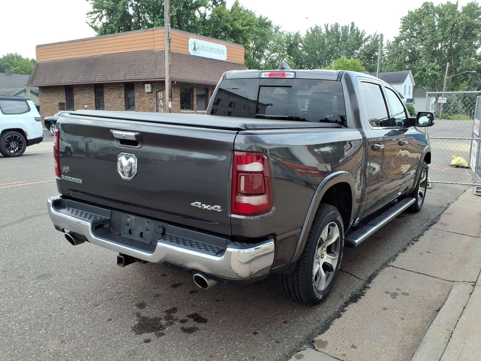 Used 2021 RAM 1500 Laramie AWD/4WD image 6