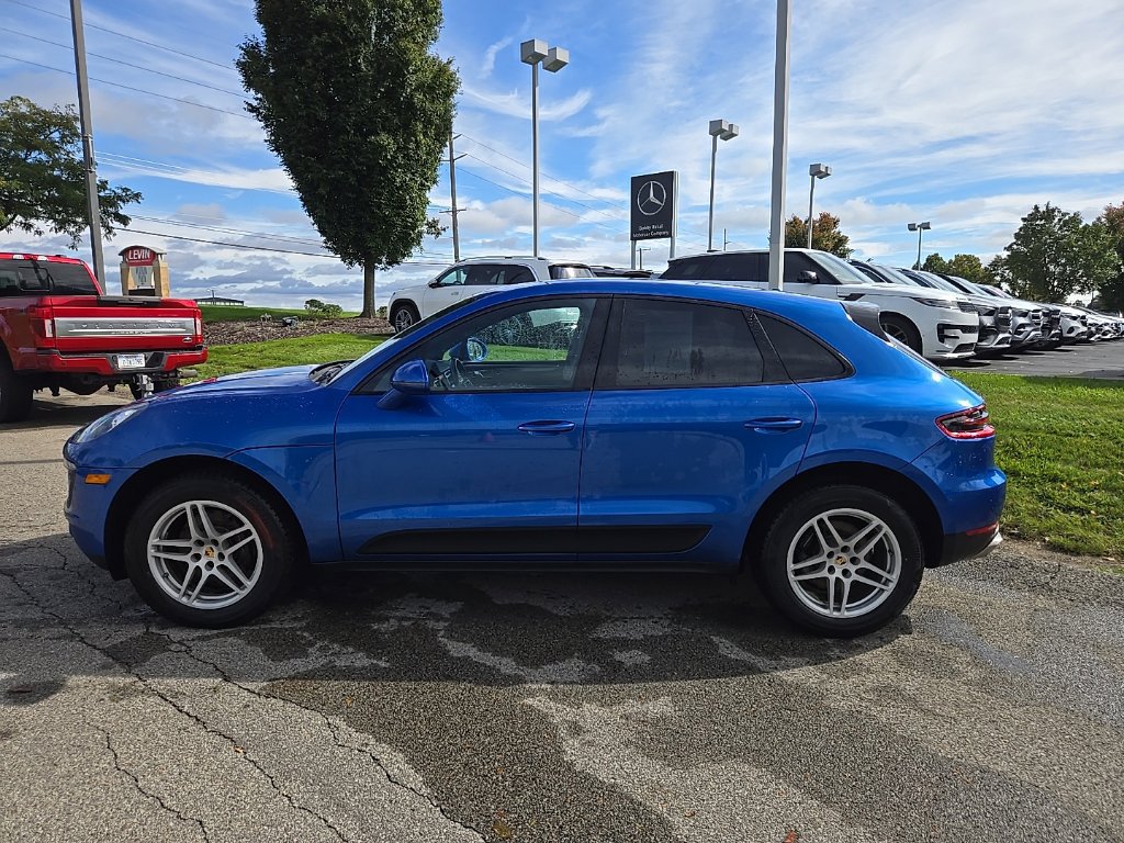 Used 2018 Porsche Macan Sport Edition AWD/4WD image 4