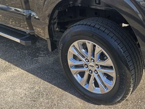 Used 2024 Ford F150 XLT w/ Equipment Group 302A MID image 11