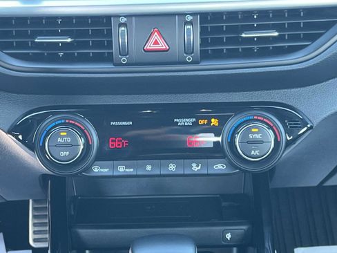 Used 2024 Kia Forte GT-Line w/ GT-Line Premium Package image 15