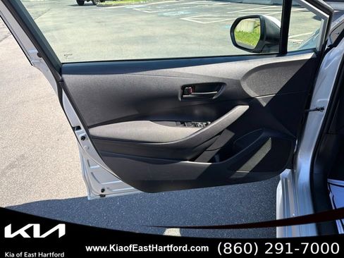 Used 2025 Toyota Corolla LE FWD image 21