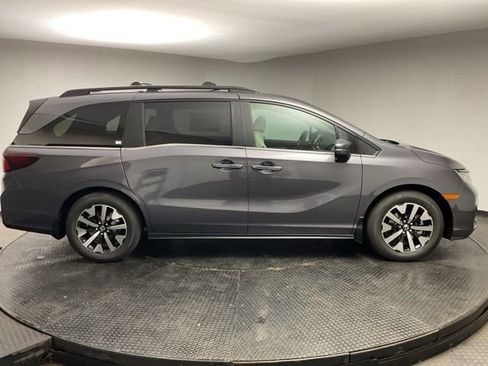 New 2026 Honda Odyssey EX-L image 8