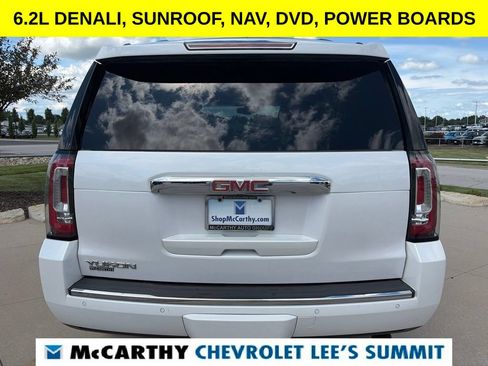 Used 2018 GMC Yukon Denali w/ Denali Ultimate Package AWD/4WD image 16