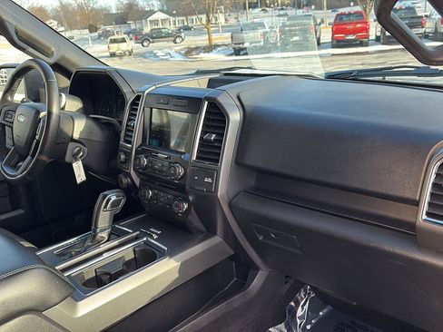 Used 2016 Ford F150 XLT w/ Equipment Group 302A Luxury image 23