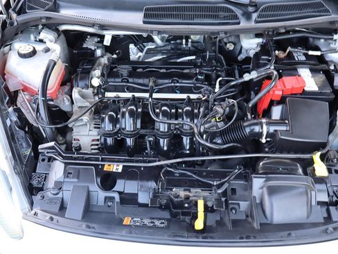 Used 2017 Ford Fiesta SE FWD image 37