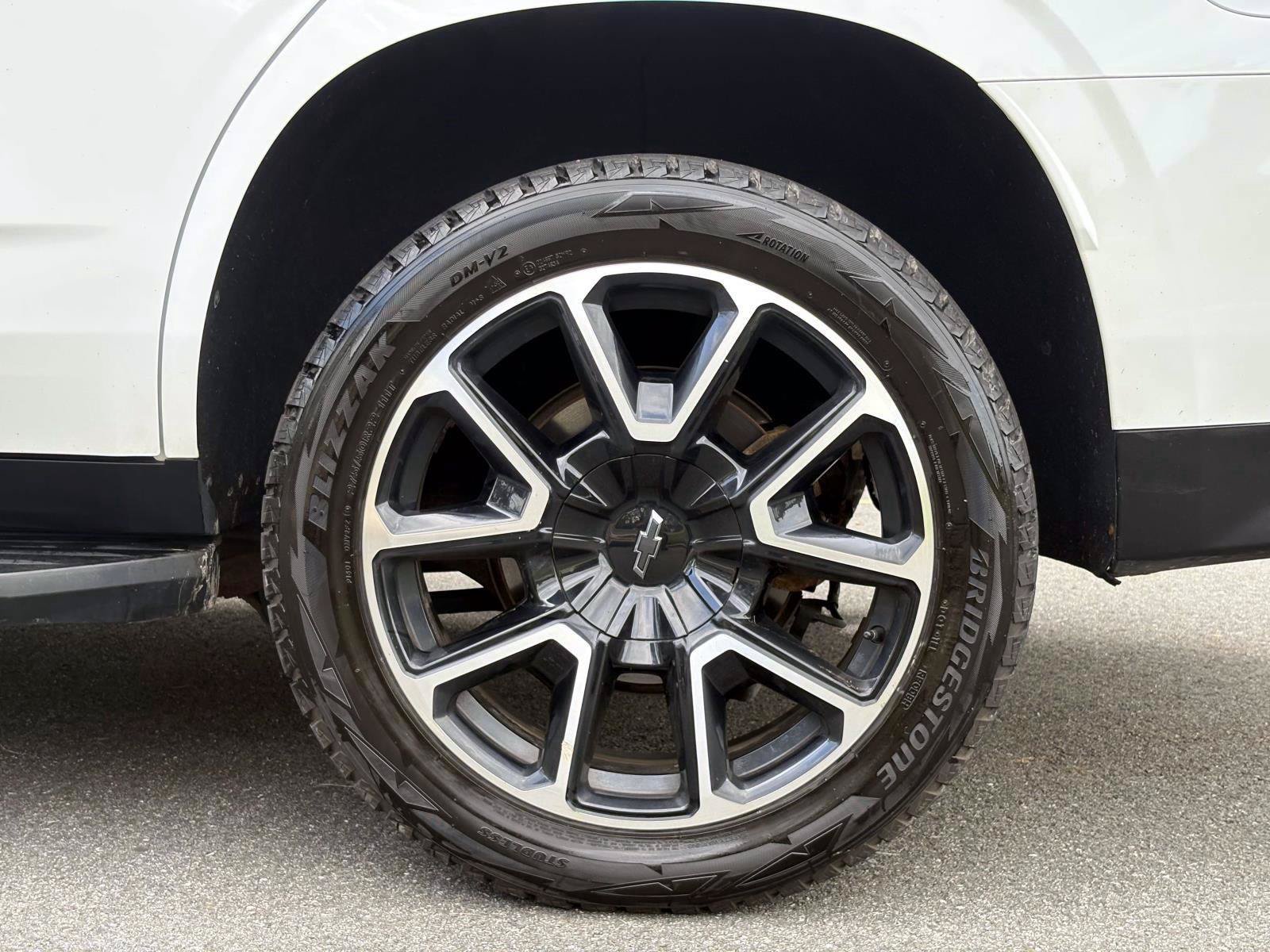 Used 2023 Chevrolet Tahoe RST w/ Luxury Package AWD/4WD image 29