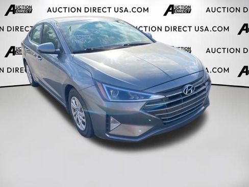 Used 2019 Hyundai Elantra SE FWD image 12