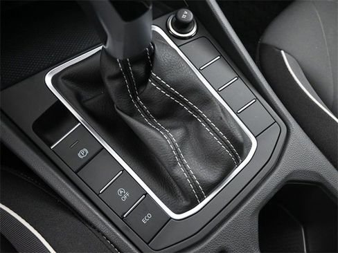 New 2026 Volkswagen Jetta Sport image 9