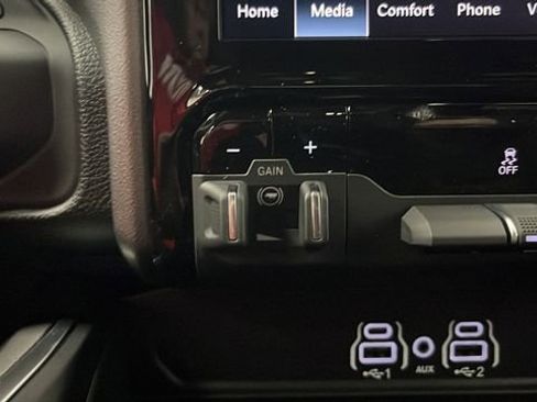 New 2026 RAM 2500 Big Horn AWD/4WD image 30
