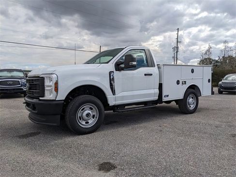 Used 2024 Ford F350 XL w/ XL Driver Assist Package image 8