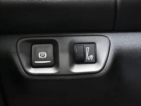 Used 2019 GMC Acadia SLT w/ Black Edition image 25