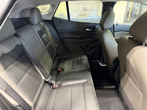 New 2026 Chevrolet Trax ACTIV w/ Sunroof Package image 13