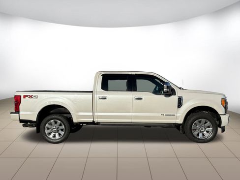 Used 2017 Ford F350 Platinum w/ Platinum Ultimate Package image 8