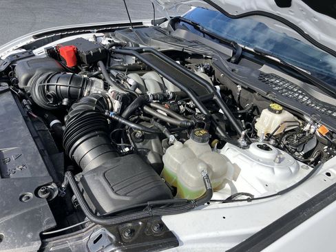 Used 2024 Ford Mustang GT Premium image 32