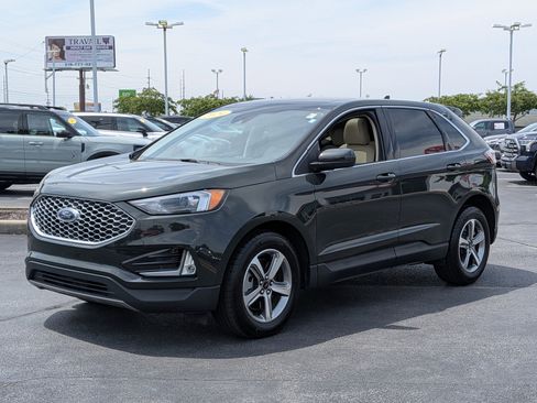 Used 2024 Ford Edge SEL w/ Convenience Package AWD/4WD image 4