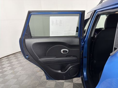 Used 2017 Kia Soul + w/ Designer's Package image 27