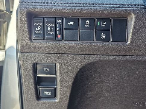 Used 2018 Honda Odyssey EX-L image 30