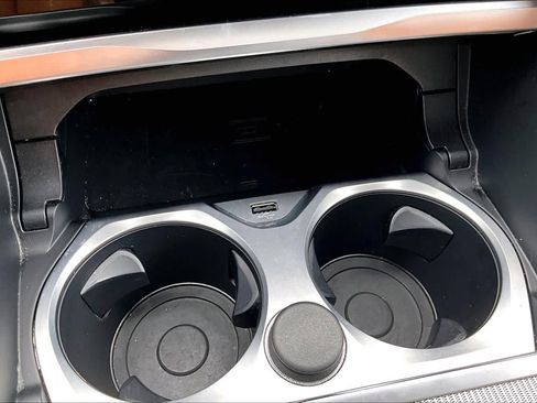 Used 2023 BMW M850i xDrive Coupe w/ M Sport Professional Package image 35