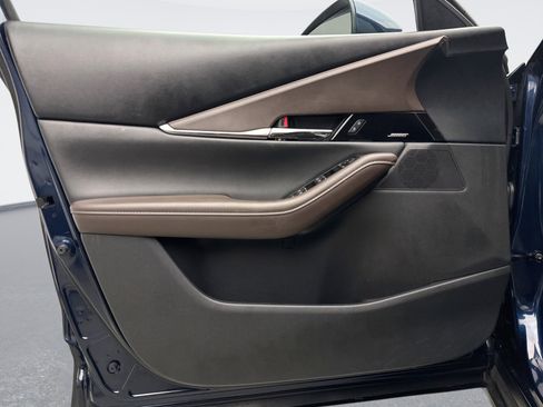 Used 2021 MAZDA CX-30 AWD 2.5 S w/ Premium Package image 9