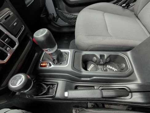 Used 2023 Jeep Wrangler Unlimited w/ Cold Weather Group AWD/4WD image 23