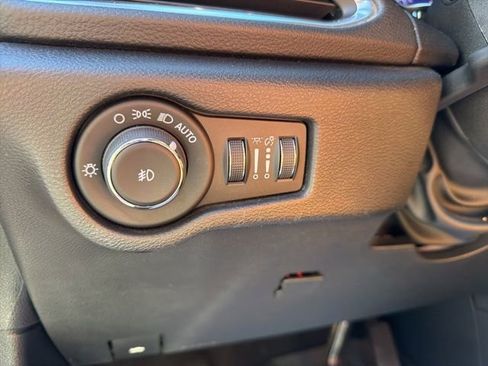 Used 2022 Chrysler Pacifica Pinnacle FWD image 21