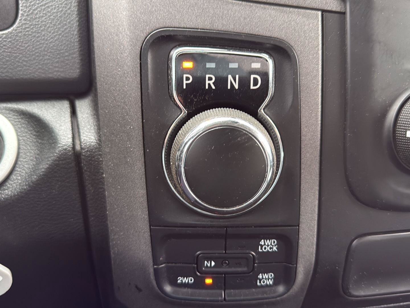 Used 2018 RAM 1500 Express AWD/4WD image 15