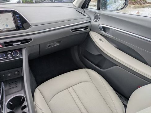 Used 2023 Hyundai Sonata Limited FWD image 17