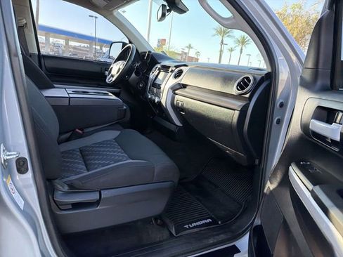 Used 2019 Toyota Tundra SR5 AWD/4WD image 25