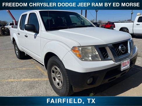 Used 2011 Nissan Frontier S image 1