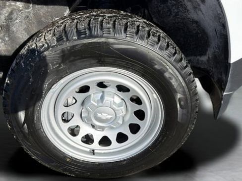 Used 2025 Chevrolet Colorado W/T image 30